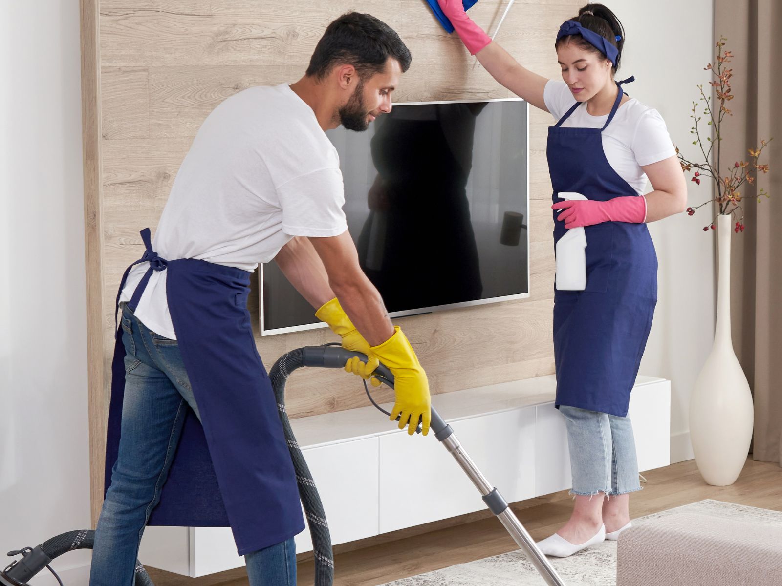 Move-Out Cleaning: Convenience and Confidence Combined